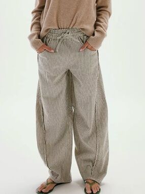 NWT Free People - Something Good Pull-On Barrel Pants - XS